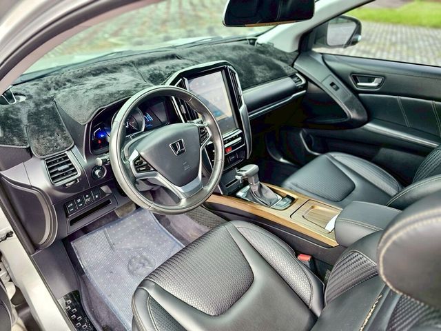 LUXGEN納智捷 U6 GT  第2張相片