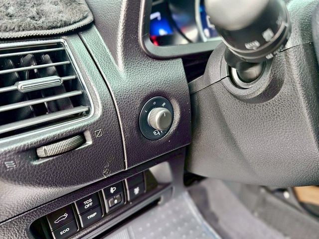 LUXGEN納智捷 U6 GT  第9張相片