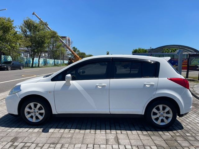 NISSAN日產 TIIDA  第8張相片