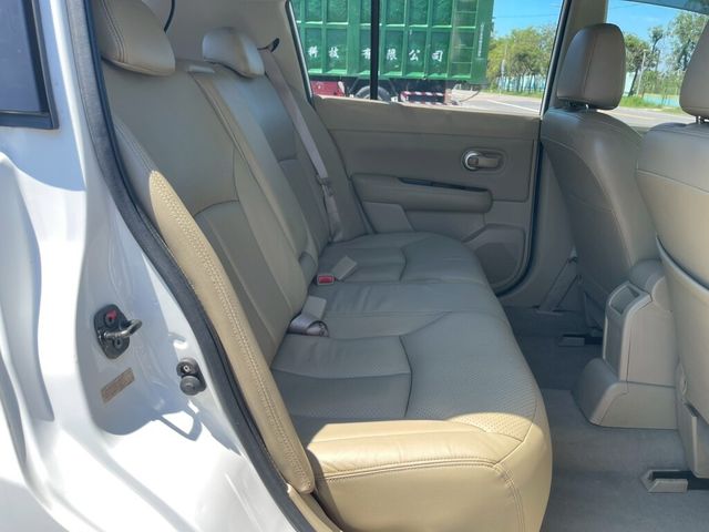 NISSAN日產 TIIDA  第18張相片