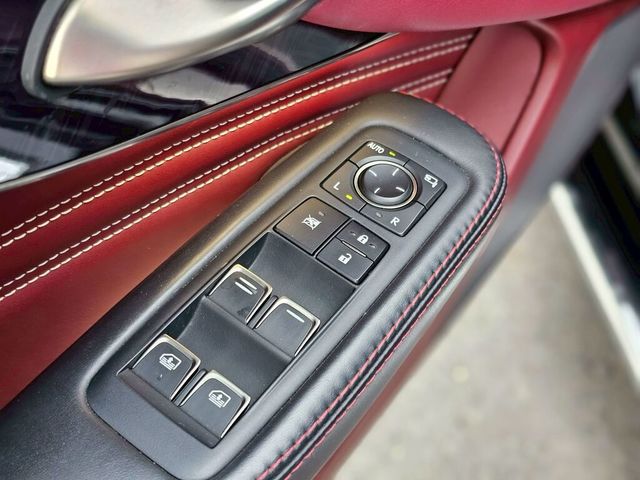 LEXUS凌志 LS500  第14張相片