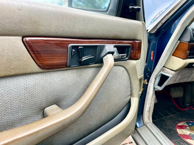 M-BENZ賓士 300SEL  第18張相片