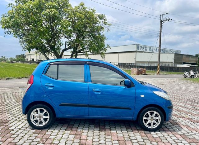 HYUNDAI現代 I10  第7張相片