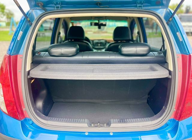 HYUNDAI現代 I10  第11張相片