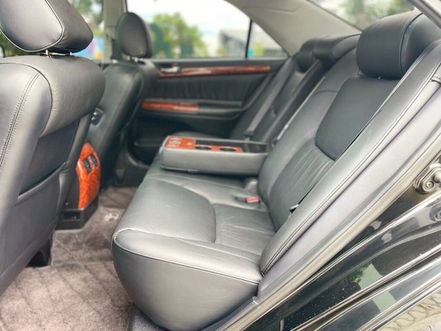 TOYOTA豐田 CAMRY  第13張相片