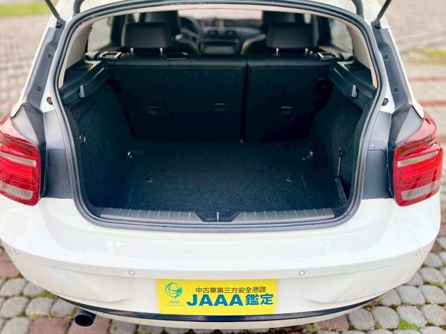 BMW寶馬 116I  第12張相片