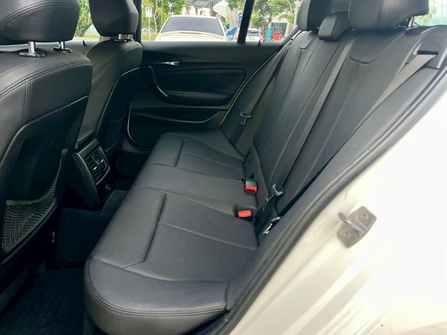 BMW寶馬 116I  第16張相片