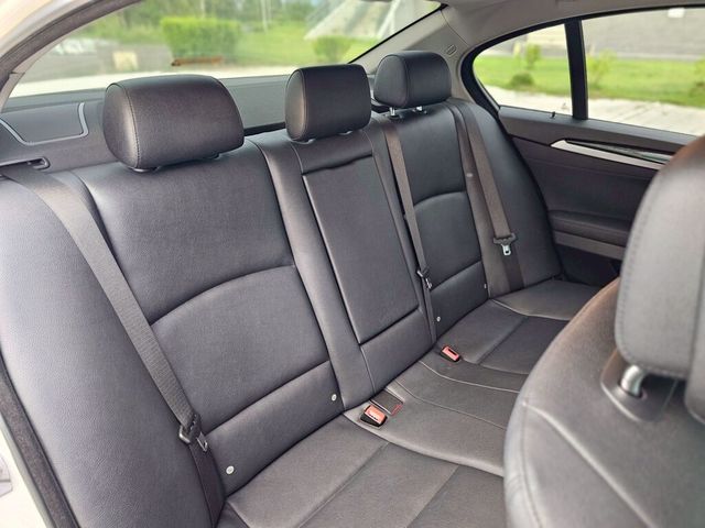 BMW寶馬 520D  第12張相片