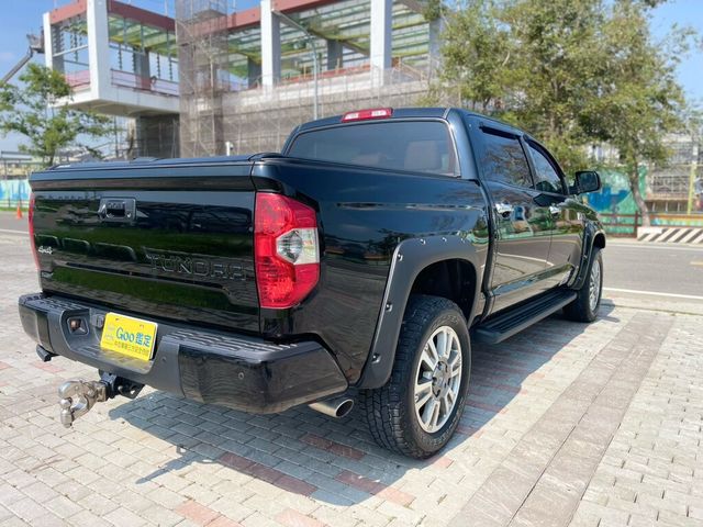 TOYOTA豐田 TUNDRA  第2張相片