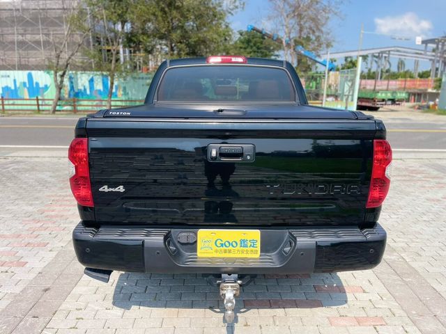 TOYOTA豐田 TUNDRA  第4張相片