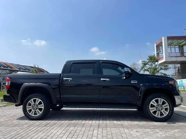 TOYOTA豐田 TUNDRA  第9張相片