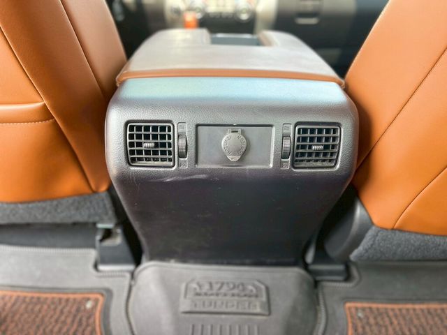 TOYOTA豐田 TUNDRA  第17張相片