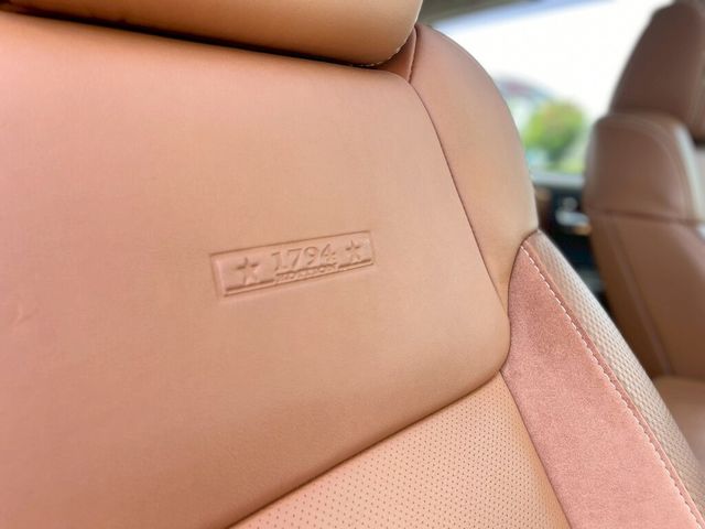 TOYOTA豐田 TUNDRA  第18張相片