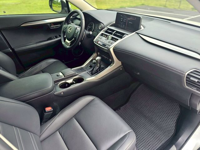 LEXUS凌志 NX200  第10張相片