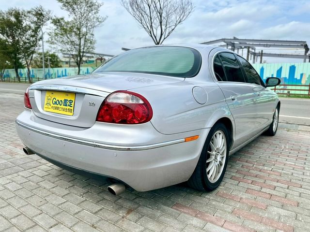 JAGUAR捷豹 S-TYPE  第10張相片
