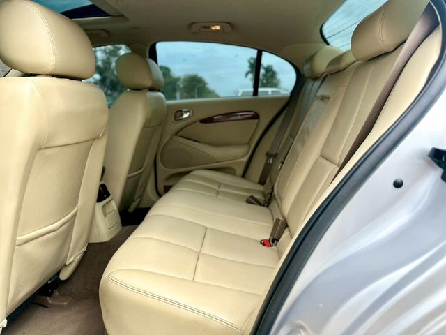 JAGUAR捷豹 S-TYPE  第15張相片