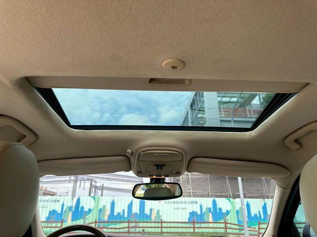 JAGUAR捷豹 S-TYPE  第17張相片