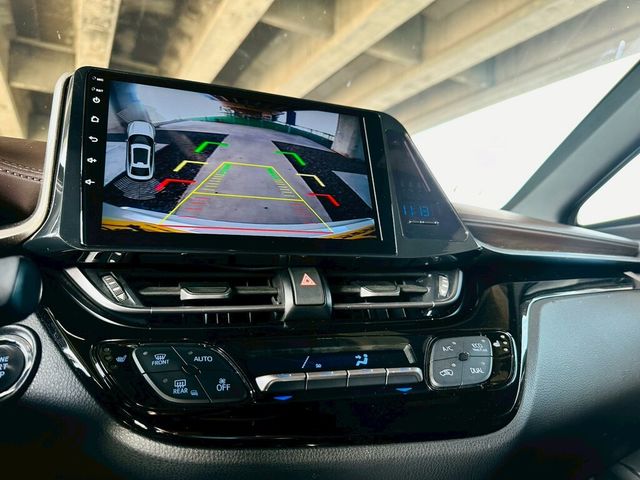 TOYOTA豐田 C-HR  第17張相片