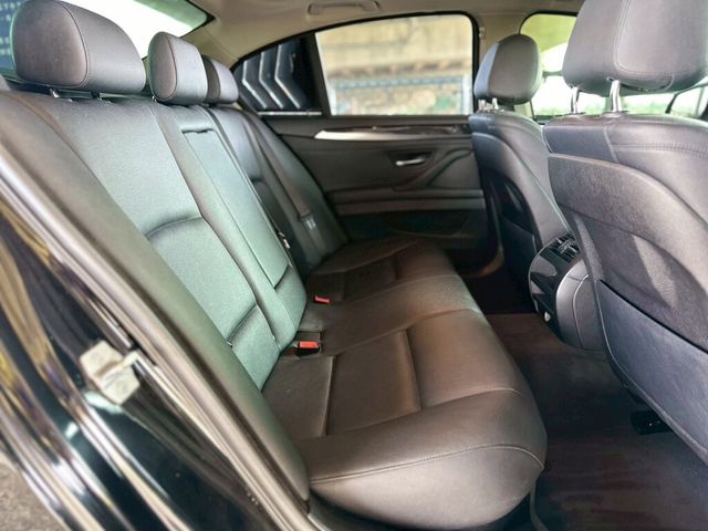 BMW寶馬 528I  第13張相片