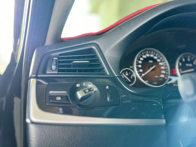 BMW寶馬 528I  第20張相片