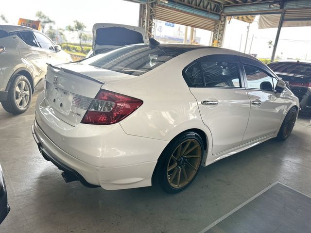 HONDA本田 CIVIC  第3張相片