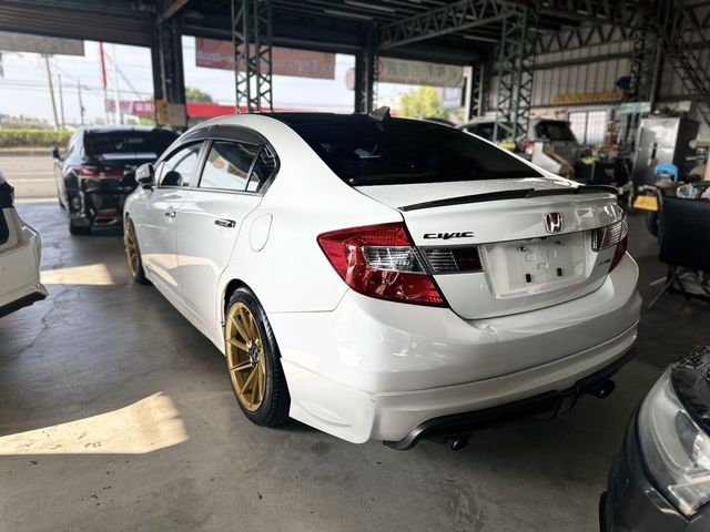 HONDA本田 CIVIC  第4張相片