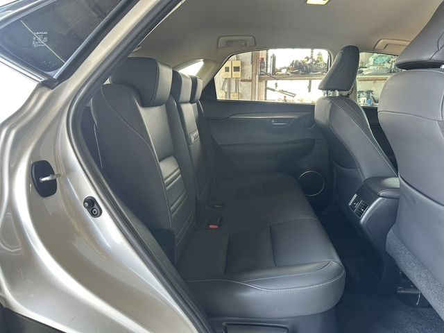 LEXUS凌志 NX200  第4張相片