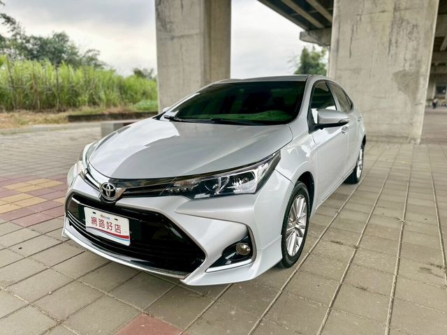 TOYOTA豐田 ALTIS  第1張相片