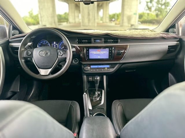 TOYOTA豐田 ALTIS  第5張相片