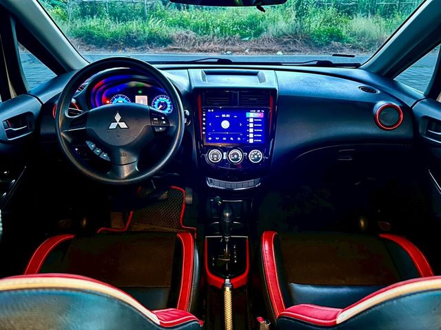 MITSUBISHI三菱 COLT PLUS  第5張相片