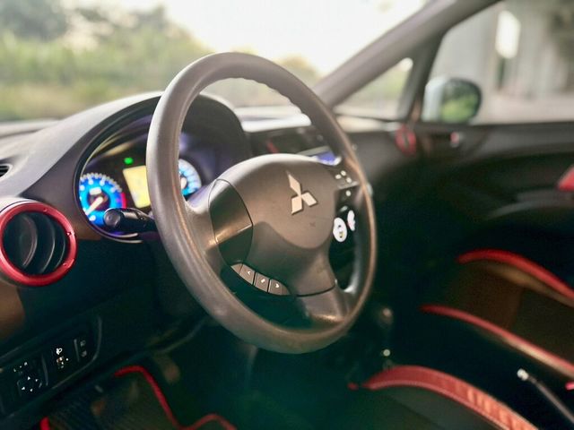 MITSUBISHI三菱 COLT PLUS  第15張相片