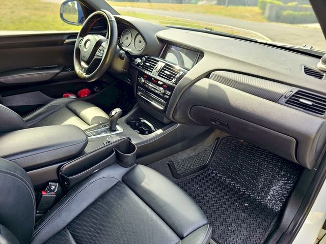 BMW寶馬 X4 XDRIVE35I  第10張相片