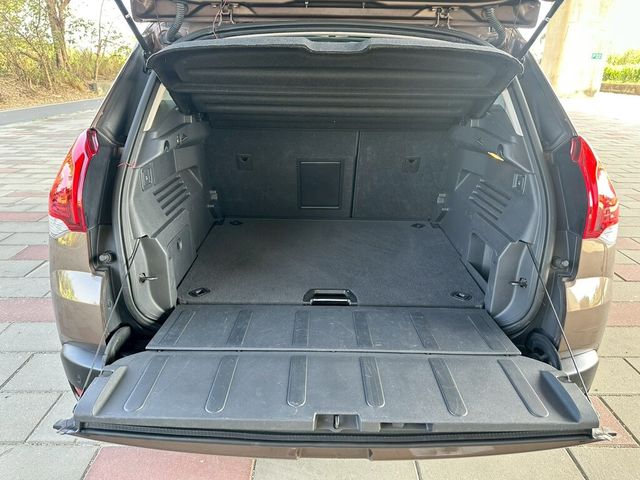 PEUGEOT寶獅 3008  第10張相片