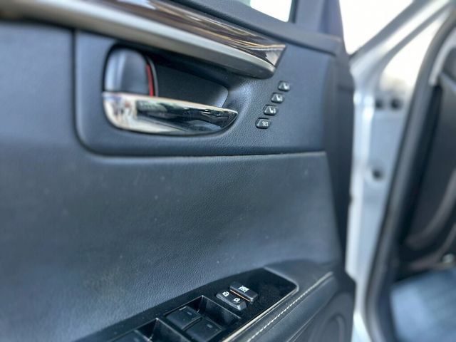 LEXUS凌志 ES300H  第19張相片