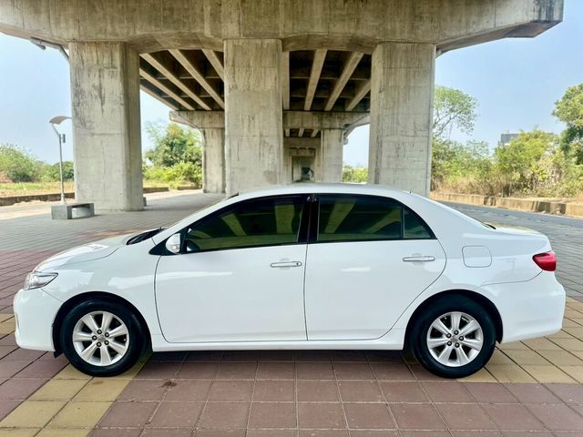 TOYOTA豐田 ALTIS  第7張相片