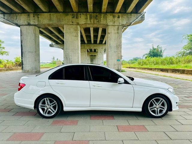 M-BENZ賓士 C200  第7張相片