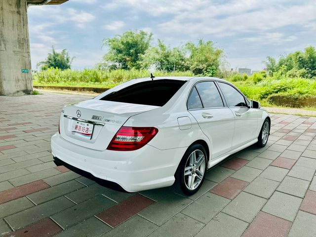 M-BENZ賓士 C200  第8張相片
