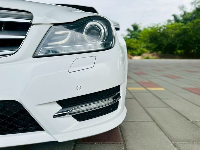 M-BENZ賓士 C200  第11張相片