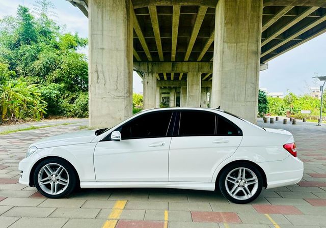 M-BENZ賓士 C200  第12張相片