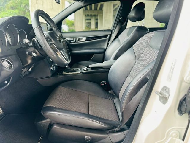 M-BENZ賓士 C200  第13張相片