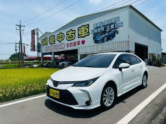 TOYOTA豐田 ALTIS  第1張相片