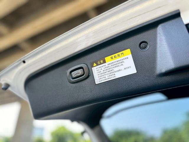 LUXGEN納智捷 U6 TURBO  第11張相片