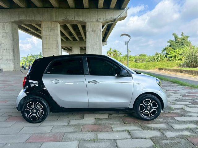 SMART斯麥特 FORFOUR  第5張相片
