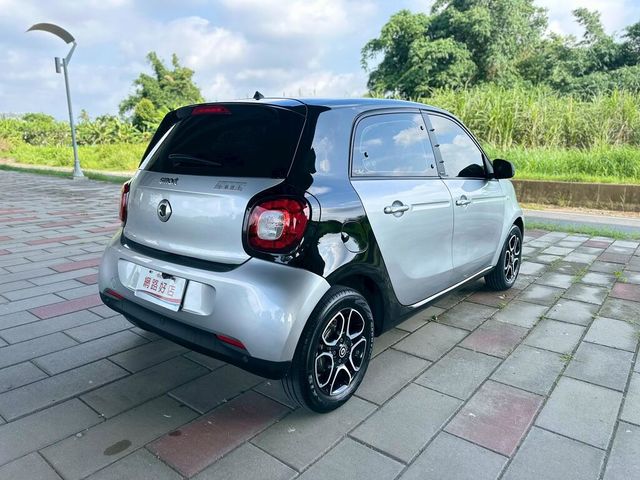 SMART斯麥特 FORFOUR  第6張相片