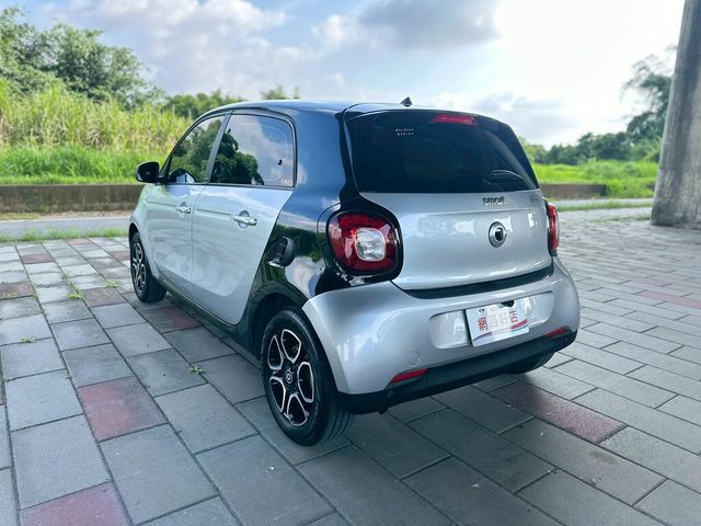 SMART斯麥特 FORFOUR  第7張相片