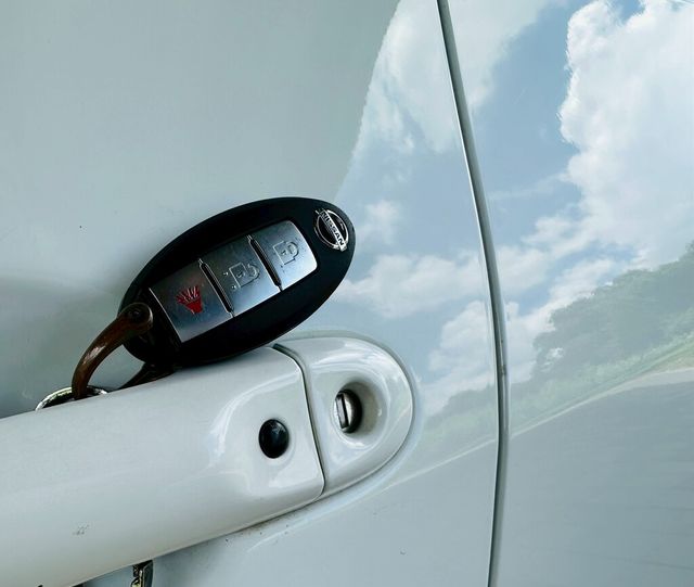NISSAN日產 TIIDA  第12張相片