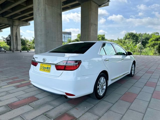 TOYOTA豐田 CAMRY  第2張相片