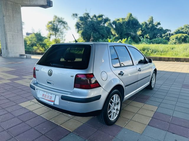 VOLKSWAGEN福斯 GOLF  第2張相片