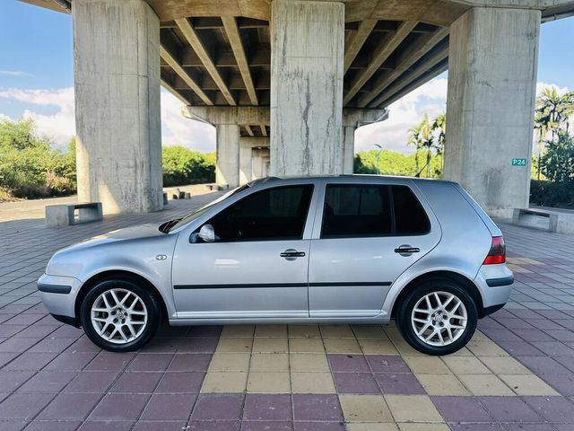 VOLKSWAGEN福斯 GOLF  第9張相片