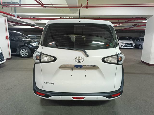 SIENTA 1.8  第6張相片